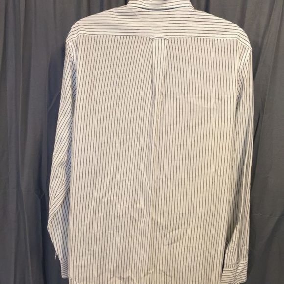 Gap Button Shirt - Picture 2 of 3